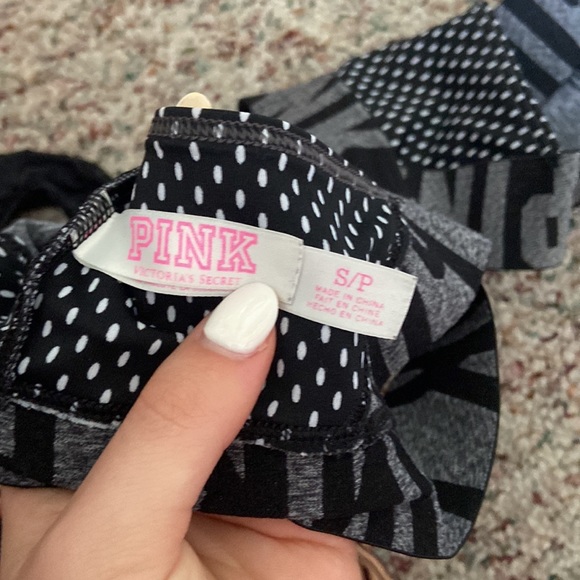 Victoria’s Secret PINK sports bra size small - Picture 2 of 2